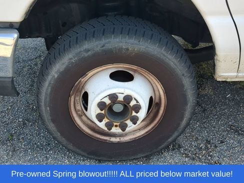 Used 2017 Ford E-350 and Econoline 350 Super Duty w/ Power Windows & Locks Group RWD image 11