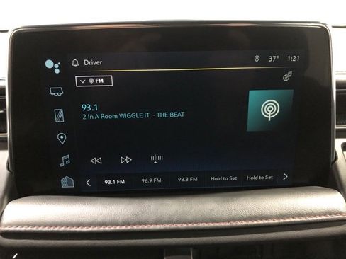 Certified 2022 Chevrolet Suburban RST w/ Sport Performance Package image 19