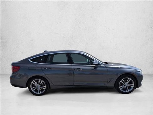 Used 2018 BMW 330i Gran Turismo xDrive AWD/4WD image 9