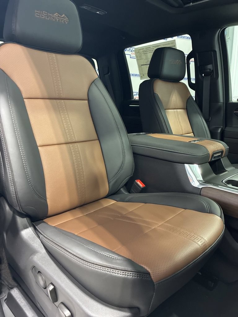 New 2026 Chevrolet Silverado 2500 High Country w/ High Country Premium Package AWD/4WD image 52