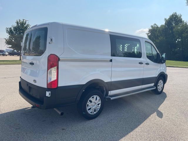 Used 2025 Ford Transit 250 Low Roof w/ Exterior Upgrade Package RWD image 2