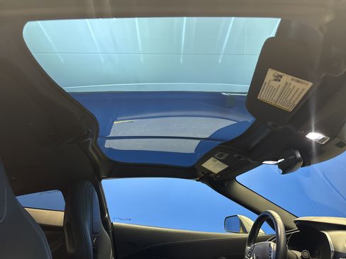 Used 2016 Chevrolet Corvette Z06 w/ 2LZ Preferred Equipment Group image 23