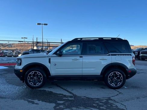 New 2025 Ford Bronco Sport Outer Banks w/ Outer Banks Tech Package+ image 2