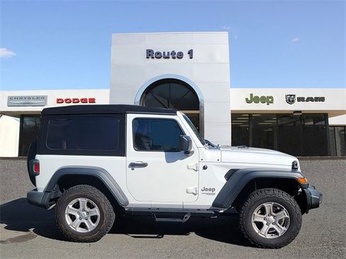 Used 2020 Jeep Wrangler Sport image 8