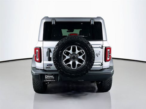 Used 2024 Ford Bronco Badlands AWD/4WD image 12