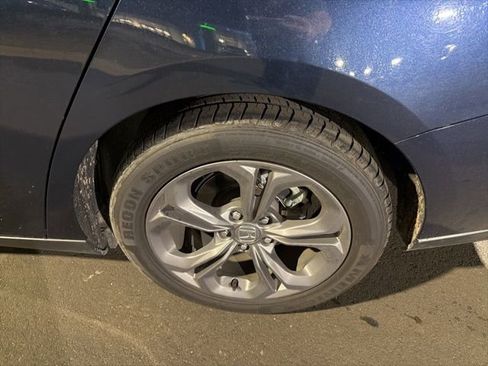 Used 2024 Honda Accord EX image 27