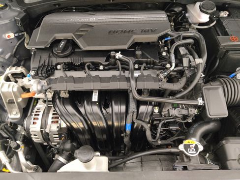 Used 2024 Hyundai Elantra SEL w/ Convenience Package FWD image 30