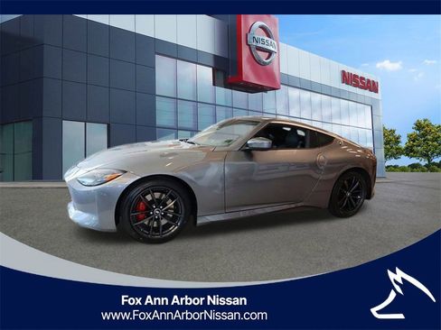 Used 2024 Nissan Z Performance w/ Floor Mat Package image 2