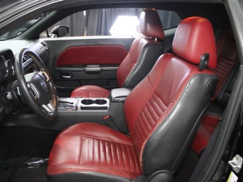 Used 2014 Dodge Challenger R/T Plus RWD image 12