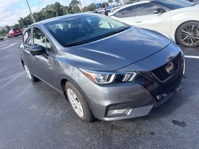 Certified 2020 Nissan Versa S FWD image 1