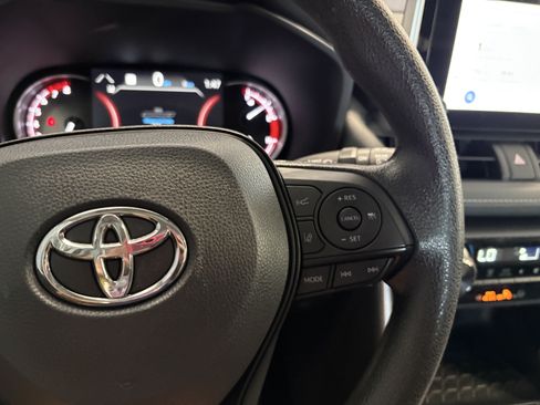 Certified 2025 Toyota RAV4 XLE AWD/4WD image 25