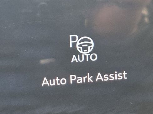 New 2026 Chevrolet Tahoe High Country image 13