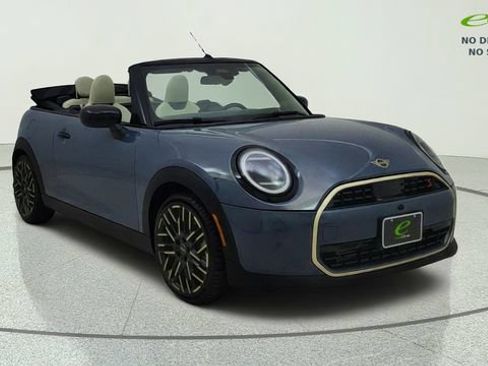Used 2025 MINI Cooper S FWD image 1