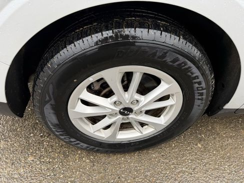 Certified 2023 Kia Carnival LX image 15