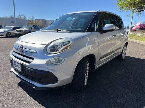 Used 2019 FIAT 500L Pop image 7