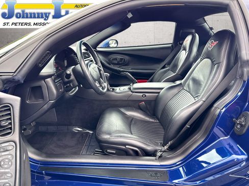 Used 2004 Chevrolet Corvette Z06 w/ Z06 Preferred Equipment Group RWD image 10