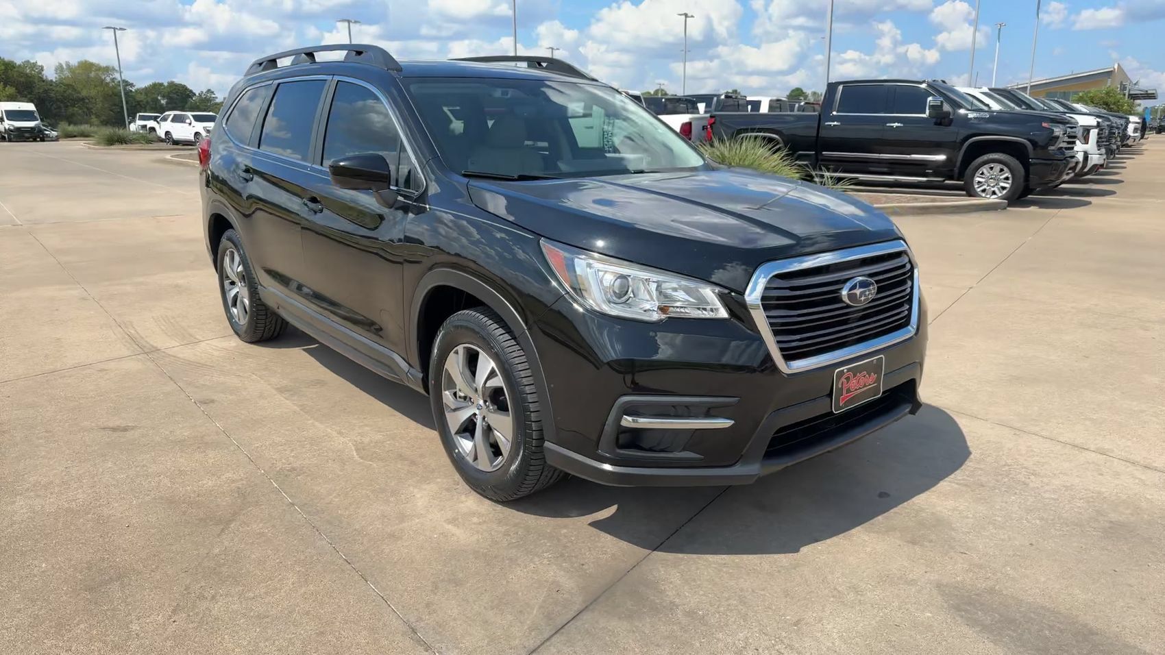 Used 2020 Subaru Ascent Premium w/ Convenience Package AWD/4WD image 3