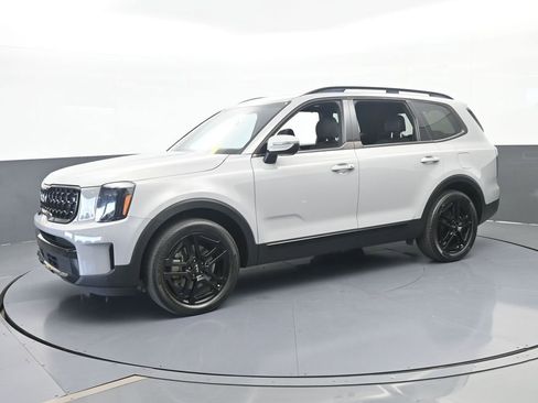 Used 2024 Kia Telluride EX X-Line AWD/4WD image 2