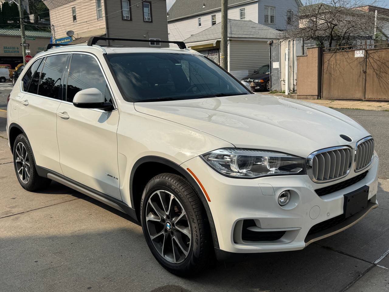 Used 2017 BMW X5 sDrive35i RWD image 3