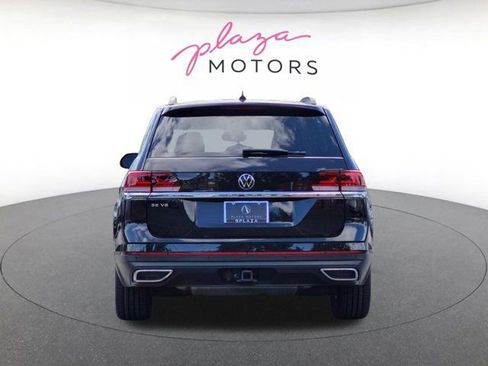 Used 2023 Volkswagen Atlas SE w/ Panoramic Sunroof Package FWD image 6