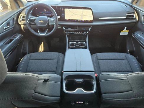 New 2026 Chevrolet Traverse LT image 14