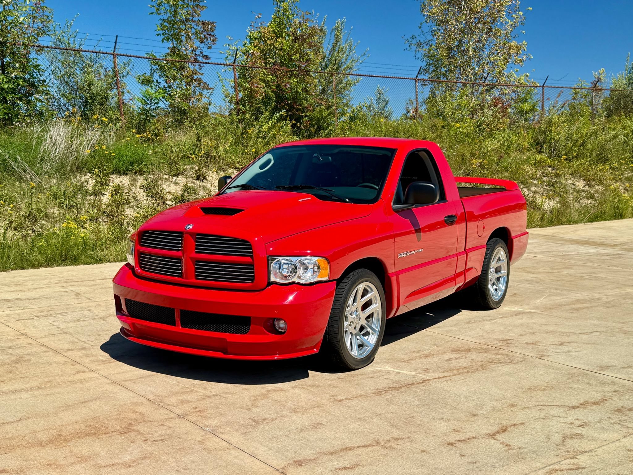 Used 2004 Dodge Ram 1500 Truck 2WD Regular Cab image 2