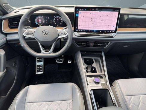 New 2026 Volkswagen Tiguan SEL R-Line AWD/4WD image 27