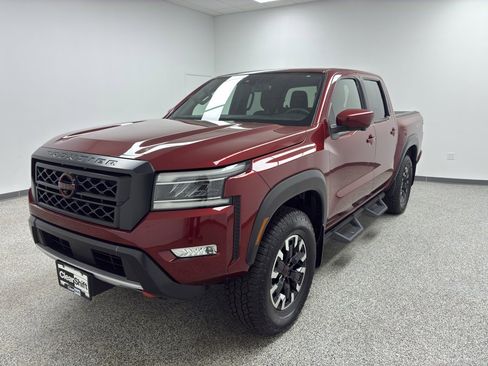 Used 2023 Nissan Frontier PRO-4X w/ Pro Convenience Package image 3