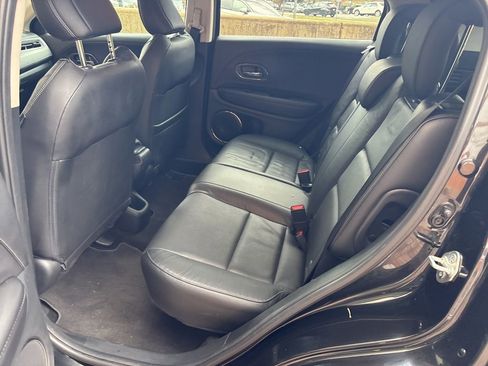 Used 2022 Honda HR-V EX-L image 9