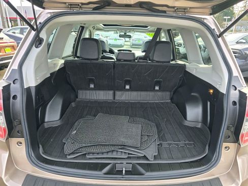 Used 2015 Subaru Forester 2.5i Limited image 16
