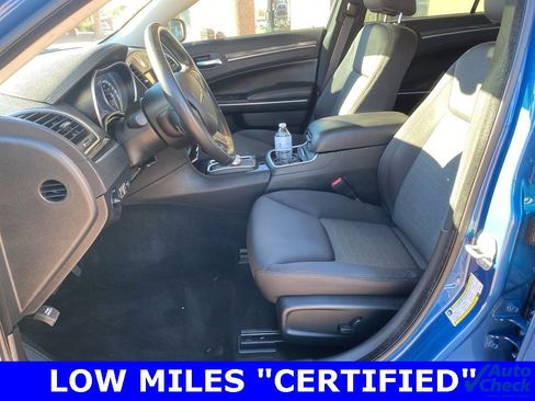 Used 2021 Chrysler 300 Touring w/ Sport Appearance Package image 20