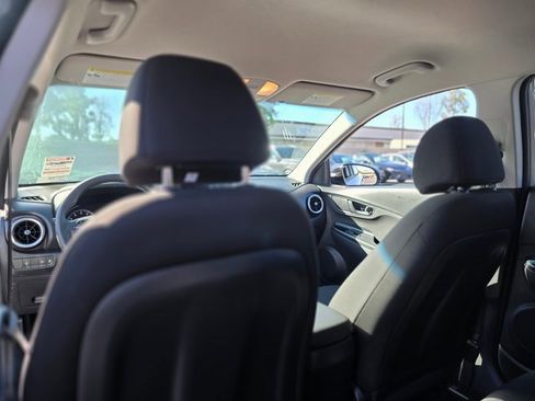 Certified 2022 Hyundai Kona SEL image 13