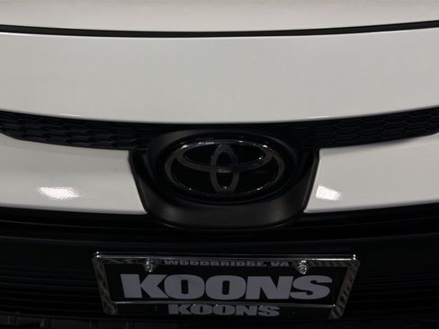 Used 2024 Toyota Corolla LE FWD image 12