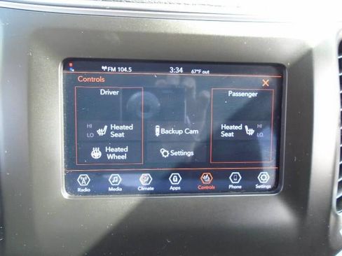 Used 2021 Jeep Cherokee Latitude Plus AWD/4WD image 12