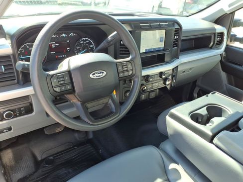 Used 2024 Ford F250 XL RWD image 11