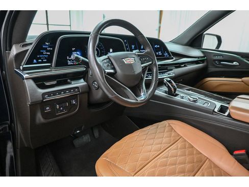 Used 2021 Cadillac Escalade Sport w/ Driver Assist Tech Package image 37