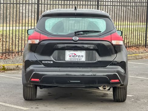Used 2025 Nissan Kicks Play S image 5