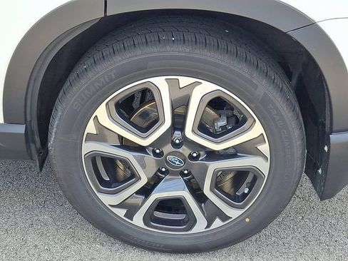 Used 2024 Subaru Ascent Limited w/ Technology Package AWD/4WD image 31