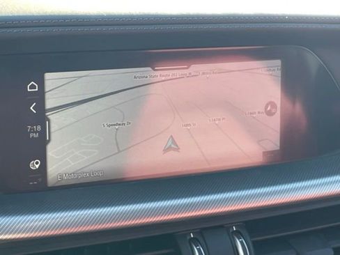 Used 2022 Alfa Romeo Stelvio Veloce image 21