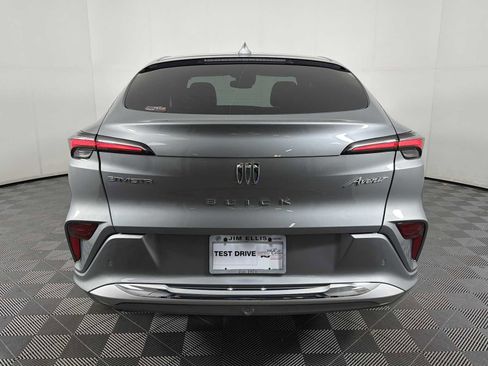 Used 2024 Buick Envista Avenir image 5