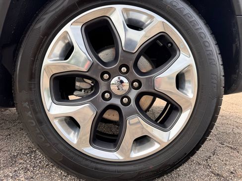 Used 2019 Jeep Compass Limited FWD image 31