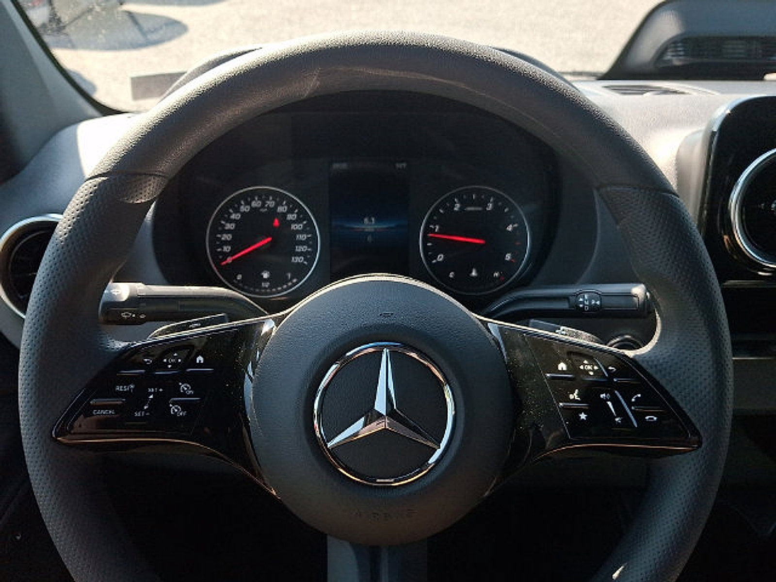 Used 2026 Mercedes-Benz Sprinter 2500 image 17
