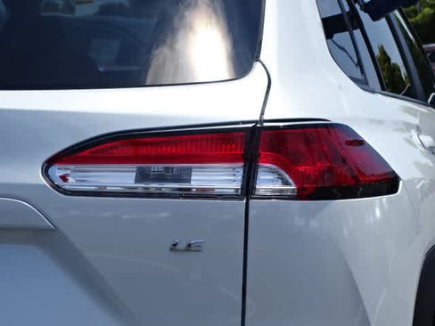 Certified 2024 Toyota Corolla Cross LE FWD image 12