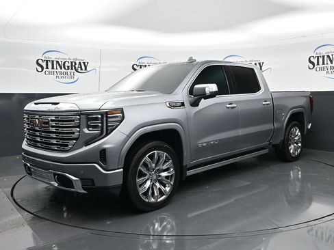 Used 2025 GMC Sierra 1500 Denali w/ Denali Reserve Package AWD/4WD image 3