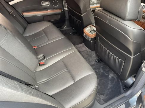 Used 2007 BMW 750i image 30