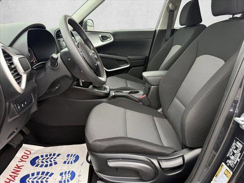 Used 2024 Kia Soul LX w/ Option Group 015 image 10