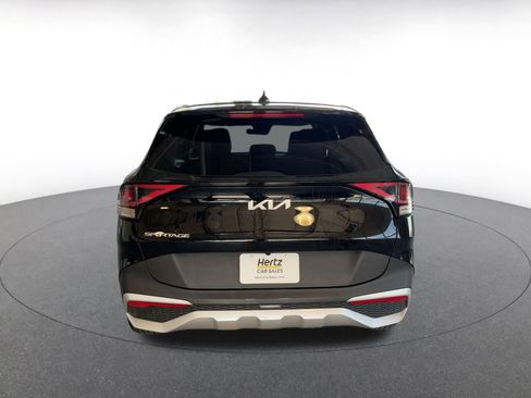 Used 2025 Kia Sportage LX image 17
