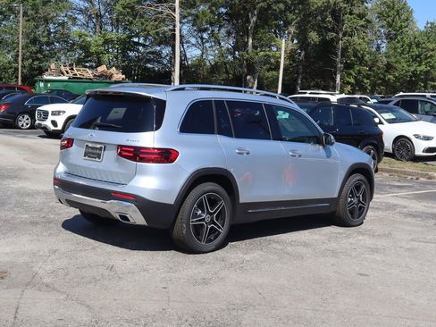 New 2026 Mercedes-Benz GLB 250 4MATIC image 3