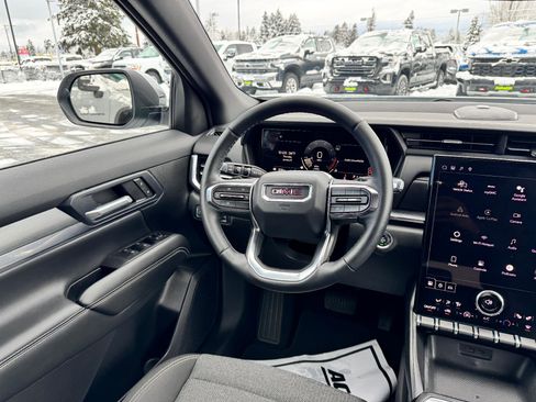 Used 2025 GMC Terrain Elevation image 19