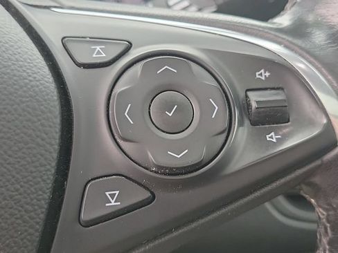 Used 2020 Buick Envision Essence FWD image 16